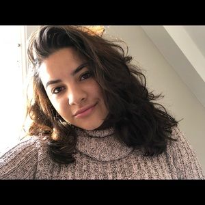 Meet your Posher, Valentina